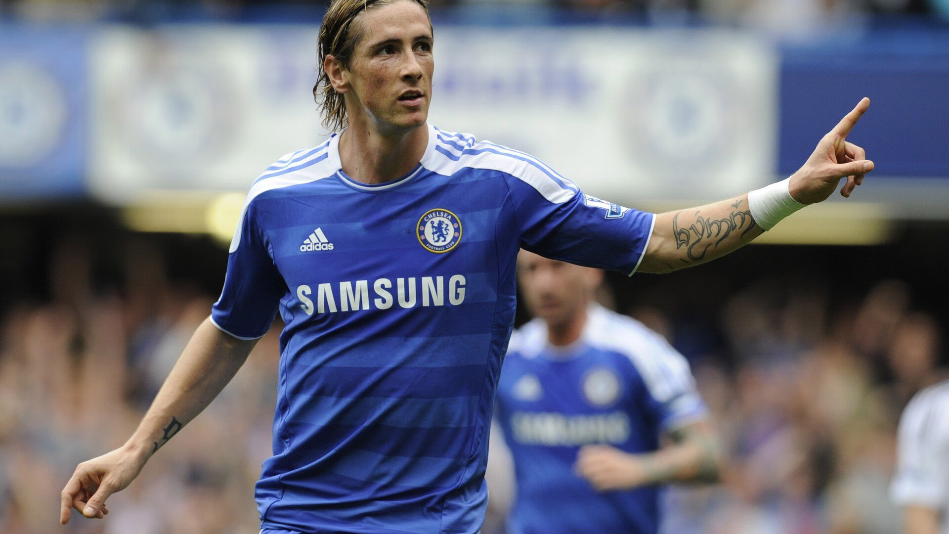 COD国际邀请赛激战正酣，枪战策略考验战队默契，cod官方比赛